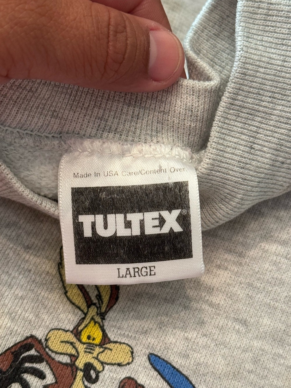 Tultex Vintage 1990s Looney Tunes Crewneck Sweatshirt In Heather Gray - Picture 2 of 7